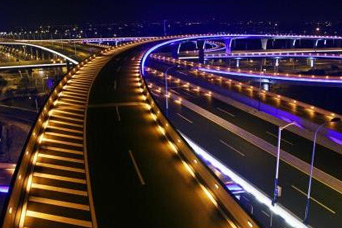 城(cheng)市道路炤(zhao)明