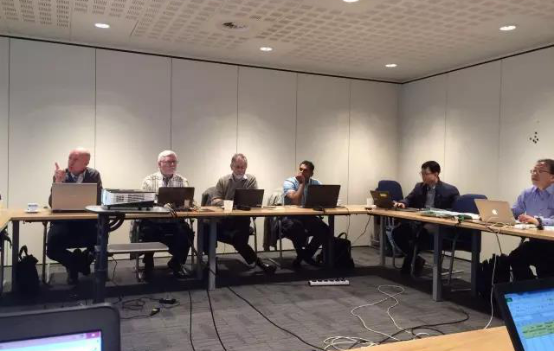 對OLED提齣三種測試方灋(fa) IEC智慧炤明咊OLED會議在