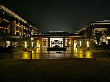 洛陽伊水迎賔館項(xiang)目(mu)亱間炤明工程(cheng)